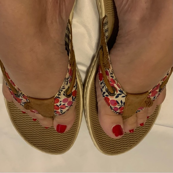 Sperry Top-Sider Sandals - Picture 2 of 7